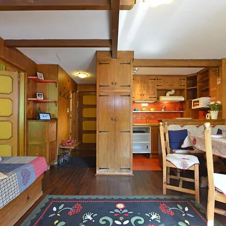 Cervino Valley House Rododendro شقة