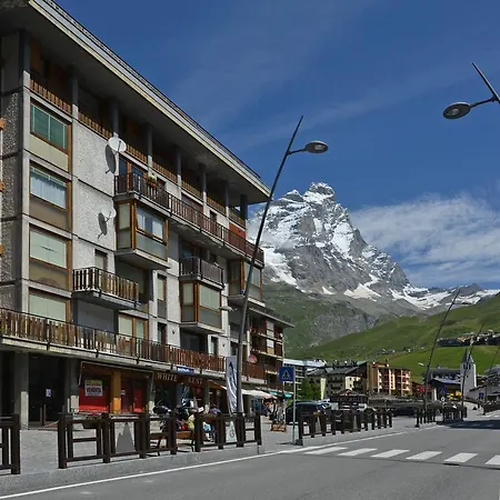 Cervino Valley House Rododendro *