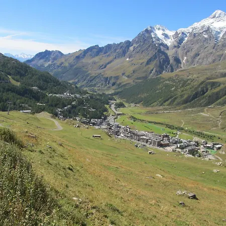 Cervino Valley House Rododendro *